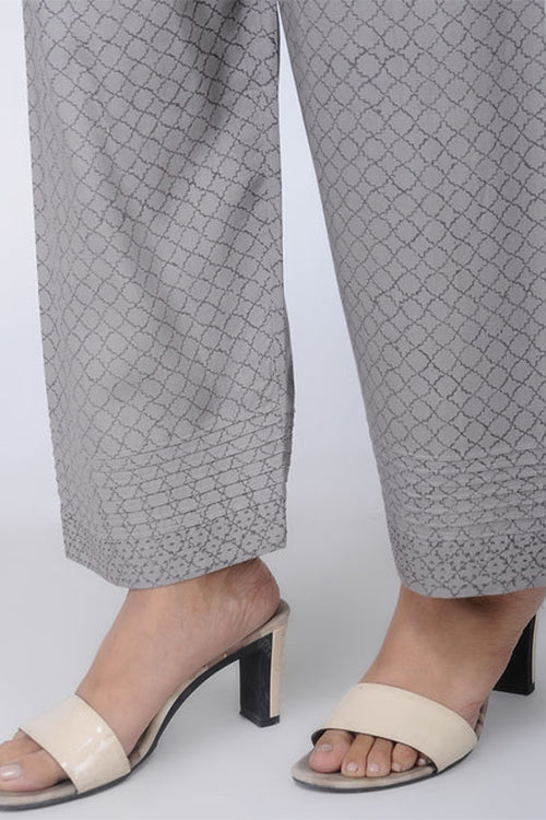 Buy Gloye Women Beige Solid Self Design Lycra Blend Trousers Xl Online  at Best Prices in India  JioMart