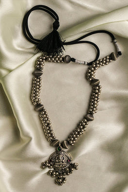Pure Silver Traditional Maharashtrian Neckpiece - Jondalemani