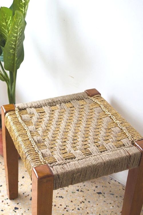 Sirohi Lustrous Duckling Jute & Gold Stool