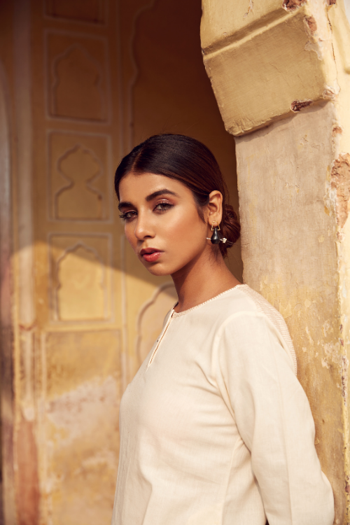 Kabbish'S Pyau Surahi And Glass Earrings, Black Pottery
