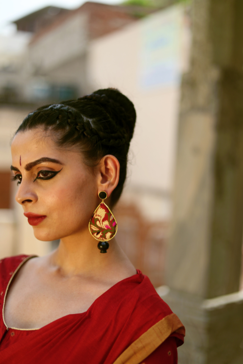 Kabbish'S Statement Tika Bharatnatyam Earrings, Black Pottery