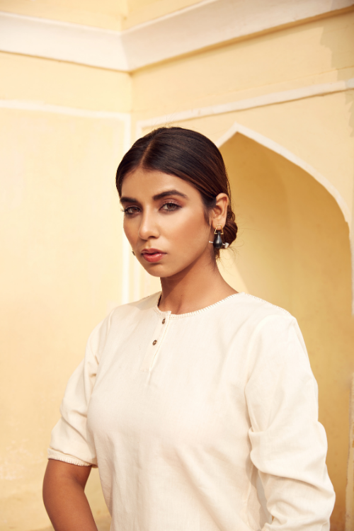 Kabbish'S Pyau Surahi And Glass Earrings, Black Pottery