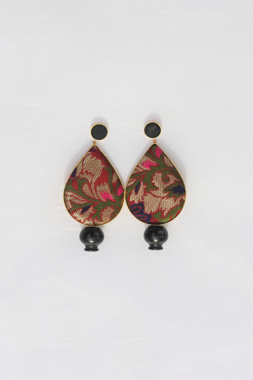 Kabbish'S Statement Tika Bharatnatyam Earrings, Black Pottery