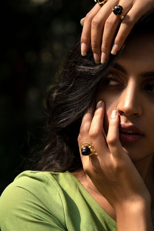 Kabbish'S Kalash Ring, Black Pottery