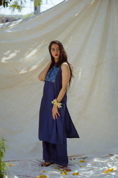Urmul'Hir' Sitara'  Kurti.(2Pc Kurta And Pant  )