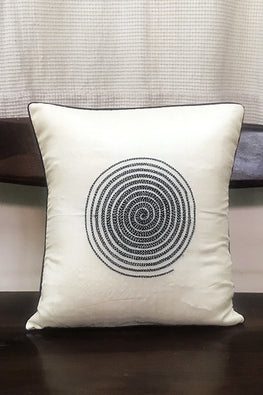 Bun.Kar Bihar 'Prajna' Sujini Embroidery Silk Cushion Cover