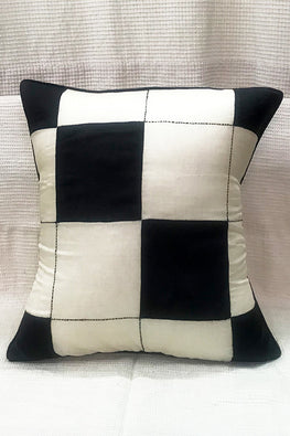 Bun.Kar Bihar 'Tamojyoti' Sujini & Applique Embroidery Silk Cushion Cover