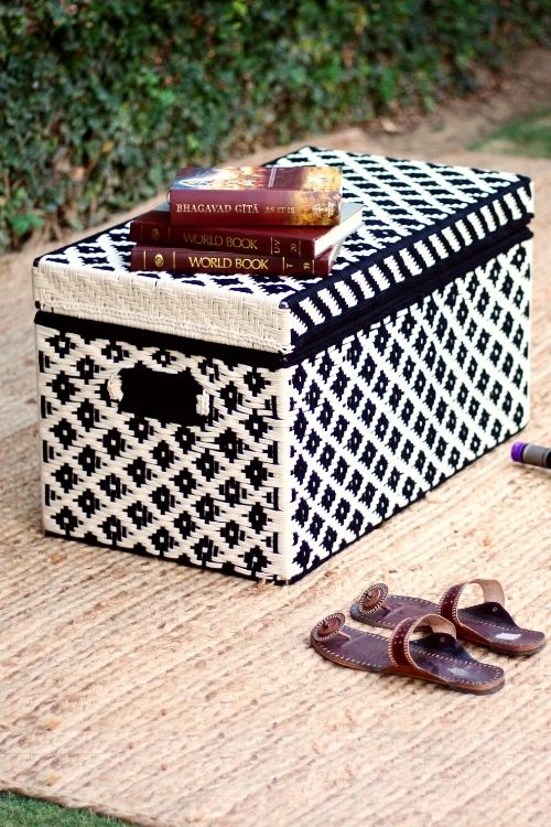 Sirohi Ikkat Black & White Cotton Trunk