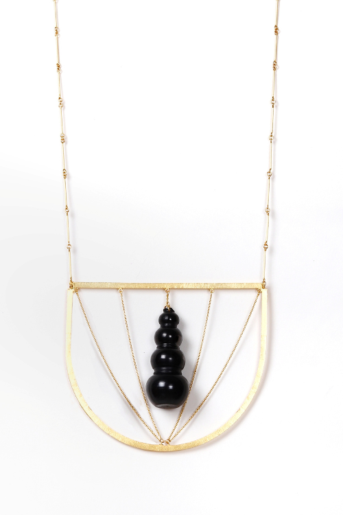 Kabbish'S Black Pottery Doghad Chained Necklace