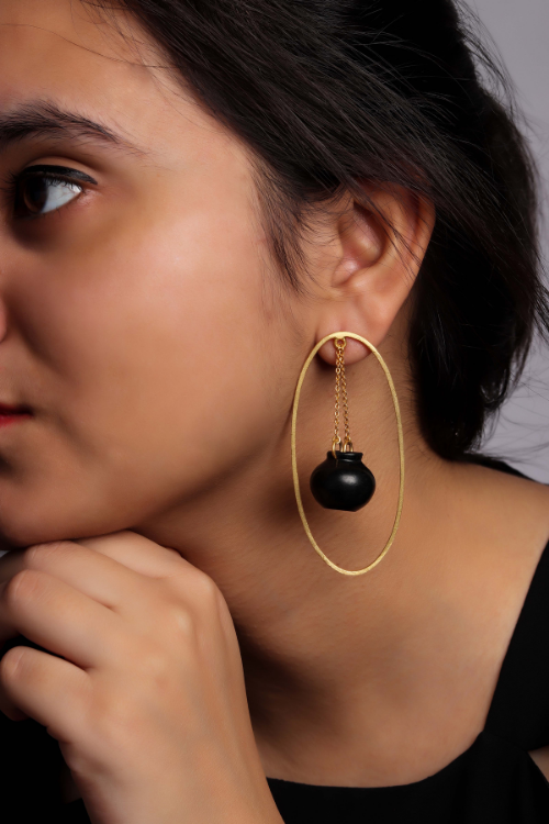 Kabbish'S Handi Hoop And Dangle Earrings, Black Pottery