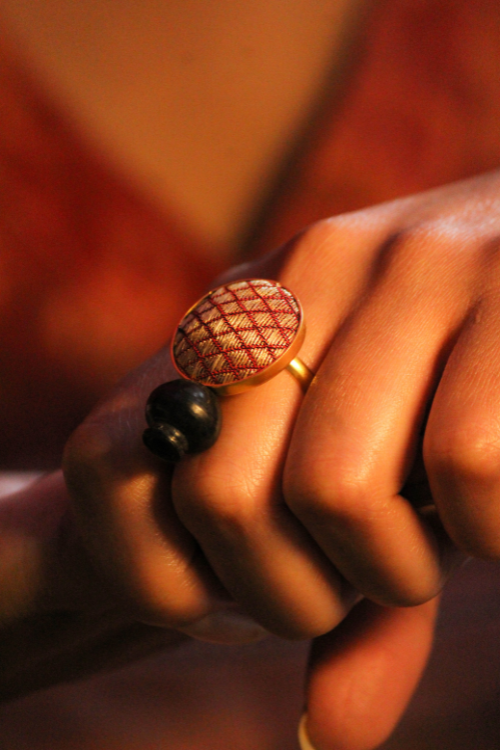 Kabbish'S Bharatnatyam Ststement Ring, Black Pottery