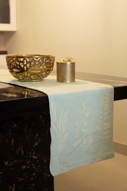 Samuday Crafts Green Table Runner With Chikankari Embroidery