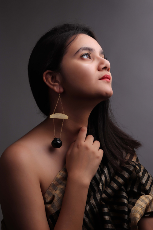 Kabbish'S Handi Dangle Earrings, Black Pottery