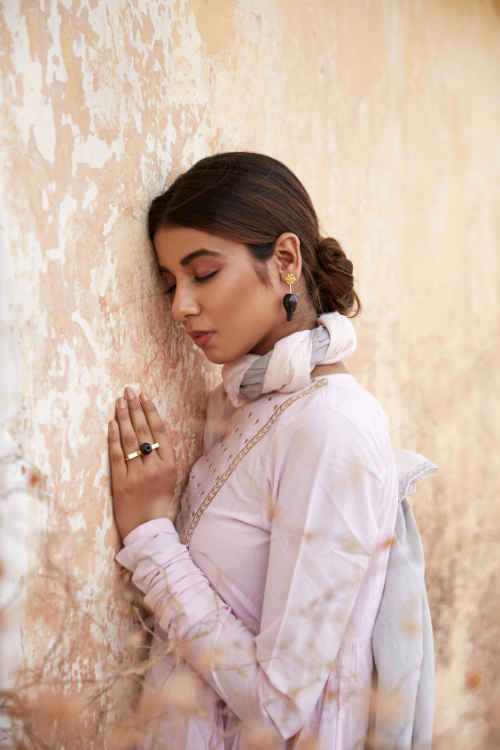 Kabbish'S Mehrab Drop Earrings, Black Pottery