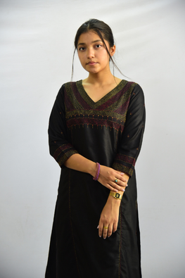 Sadhna 'Aanwati' Black Tanka Work Long Cotton Silk Kurta