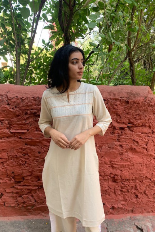  Sadhna Aagunch White Applique Work Long Cotton Kurta For Women Online