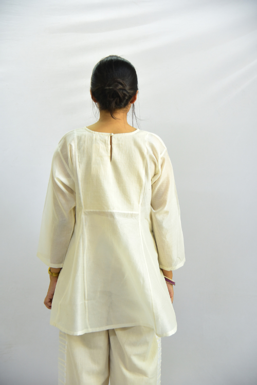  Sadhna Dhavlo White Short Chanderi Silk Kurta For Women Online