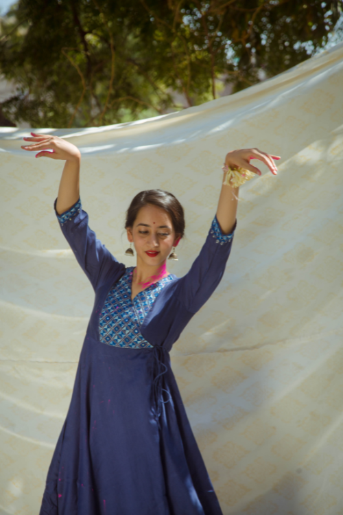 Urmul'Bavari' Sitara'  Kurti.(2Pc Kurta And Pant  )