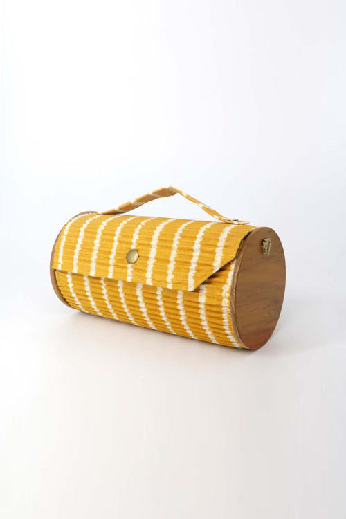 Sunny Pumpkin Round Clutch