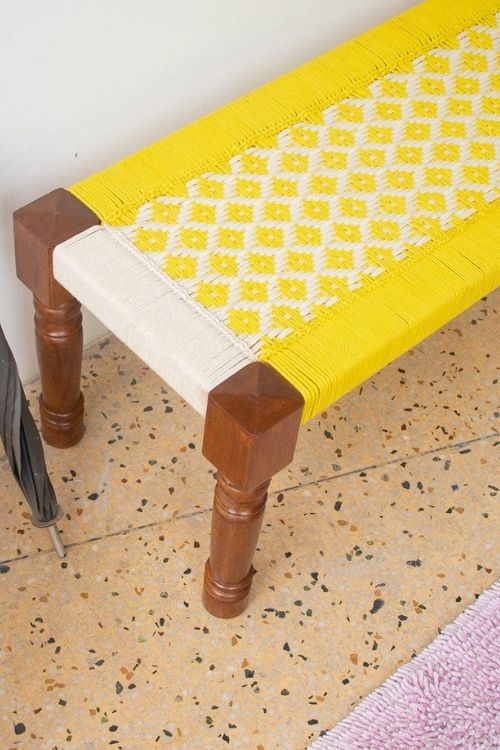 Sirohi Parrotfinch Cotton Wooden Bench
