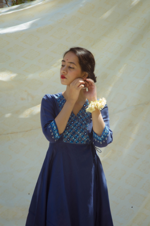 Urmul'Bavari' Sitara'  Kurti.(2Pc Kurta And Pant  )