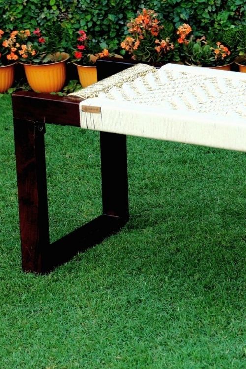 Sirohi Siya Cotton & Gold Plastic Wooden Bench