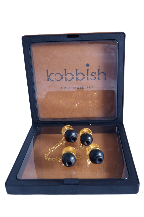 Kabbish'S Kalash Buttons, Black Pottery