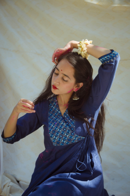 Urmul Bavari Sitara Hand Embroidered Kurta Pant Set For Women Online