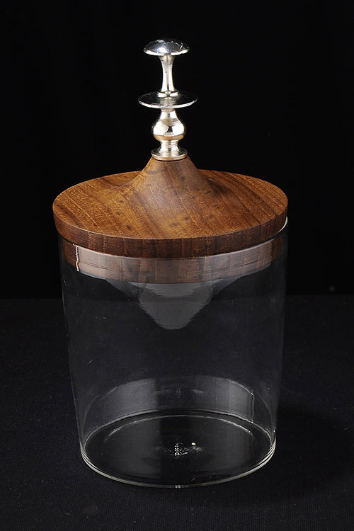 Anantaya Shah Jar