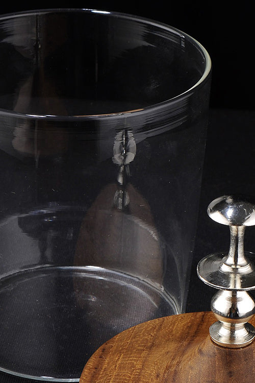 Anantaya Shah Jar