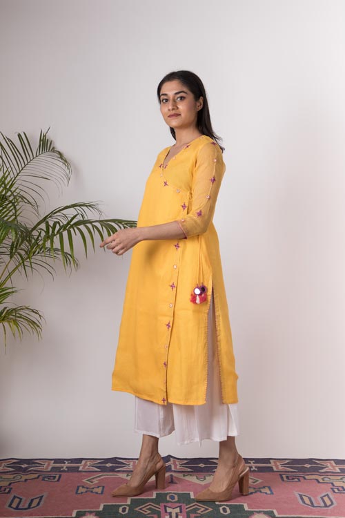 Urmul 'Alisha'Hand Embroidered yellow kotta doriya kurta . 2pc set (kurta and dupatta)