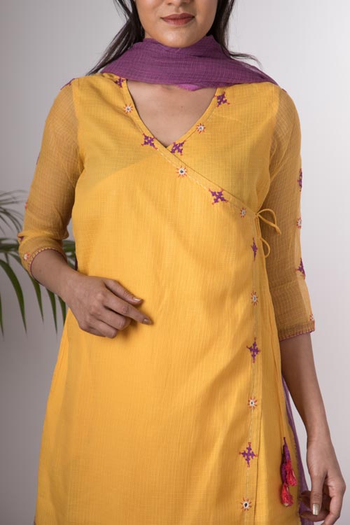 Urmul 'Alisha'Hand Embroidered yellow kotta doriya kurta . 2pc set (kurta and dupatta)