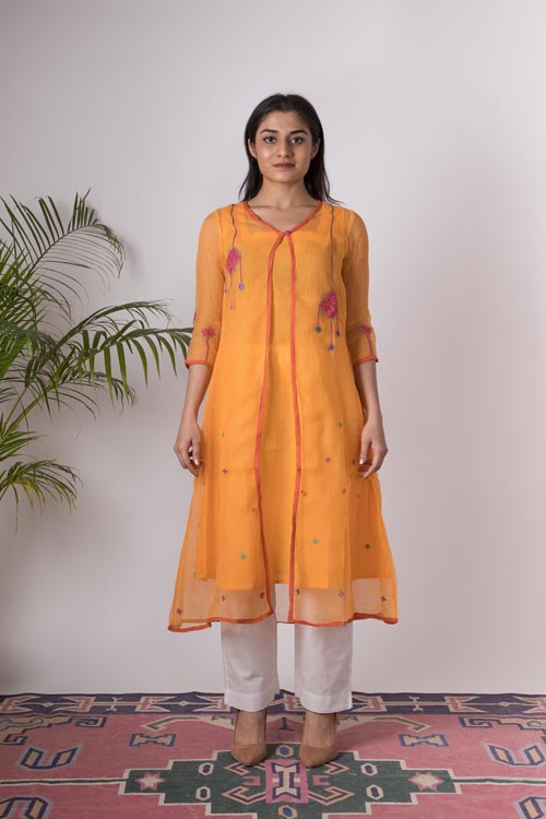 Urmul Aaesha Hand Embroidered Yellow Kota Doria Kurti Set For Women Online