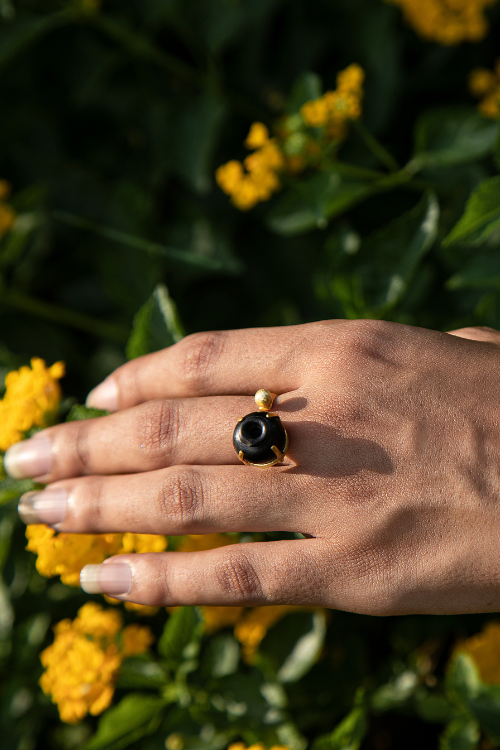 Kabbish'S Kalash Ring, Black Pottery