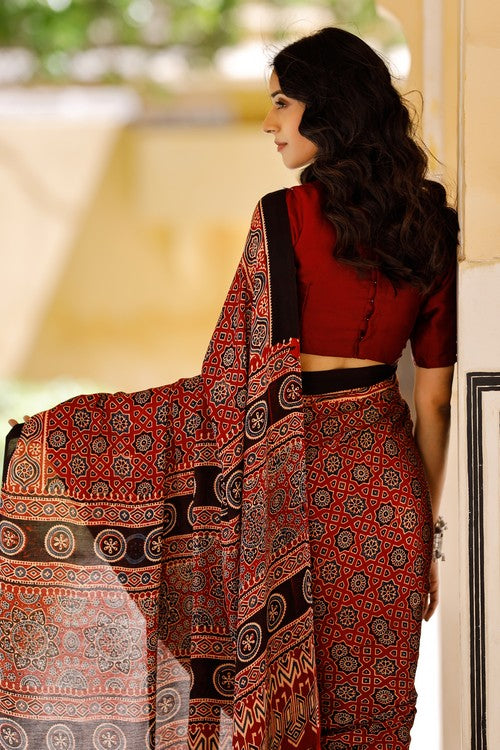 Riyaz Khatri Traditional Ajrakh Hand Block Printed Modal Tissue Pallu Saree (red)