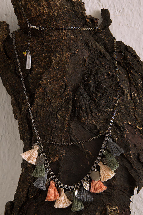 Dhaaga Urban Pastel Box Chain Necklace