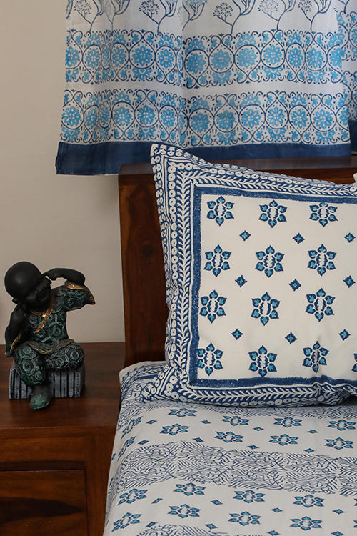 Sootisyahi 'Dream of Stars' Handblock Printed Cotton Bedsheet