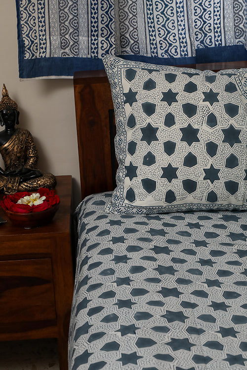 Sootisyahi 'Star Dreams' Handblock Printed Cotton Bedsheet