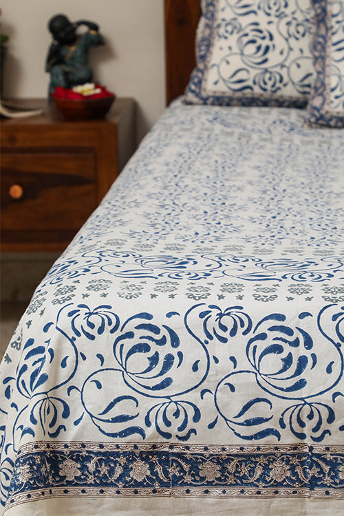 Sootisyahi 'Flowering Waves' Handblock Printed Cotton Bedsheet