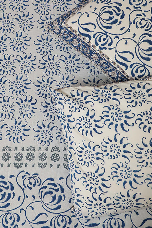 Sootisyahi 'Flowering Waves' Handblock Printed Cotton Bedsheet