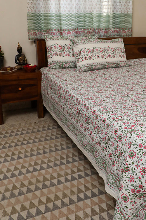 Sootisyahi 'Floral Mesh' Handblock Printed Cotton Bedsheet