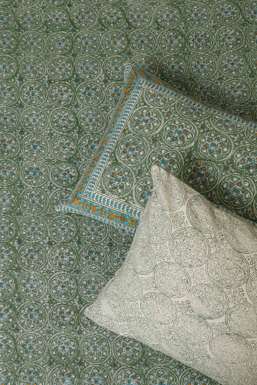 Sootisyahi 'Floral Mesh' Handblock Printed Cotton Bedsheet-11