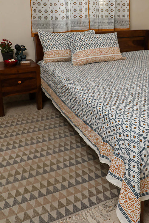 Sootisyahi 'Sparkling Starts' Handblock Printed Cotton Bedsheet