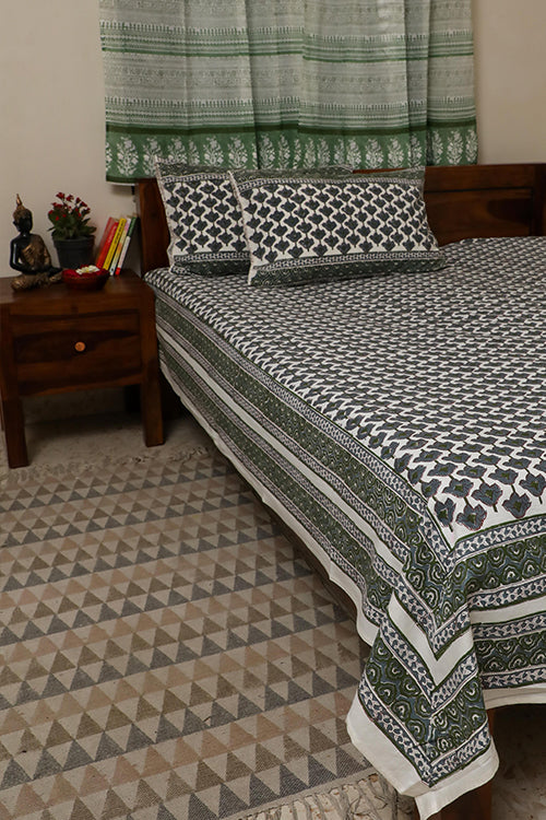 Sootisyahi 'Jal Kumud' Handblock Printed Cotton Bedsheet-24