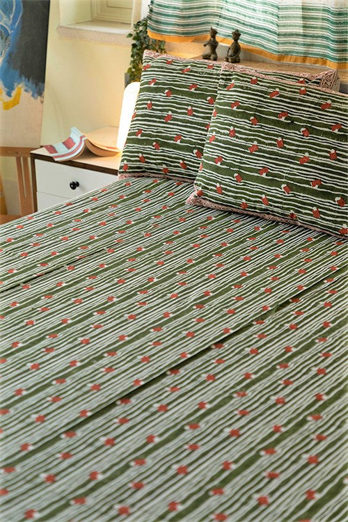 Sootisyahi 'Red in Motion' Handblock Printed Cotton Bedsheet