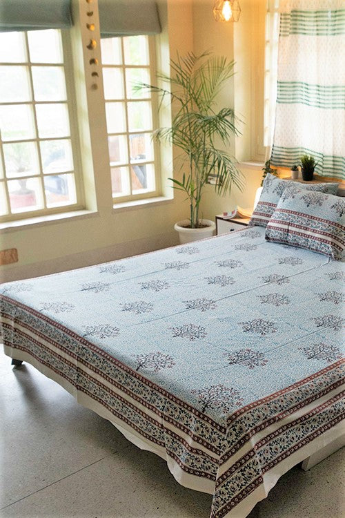 Sootisyahi 'Blue Bloom' Handblock Printed Cotton Bedsheet