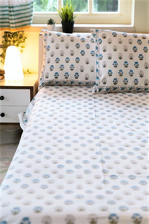 Sootisyahi 'Meaningful Minimal' Handblock Printed Cotton Bedsheet