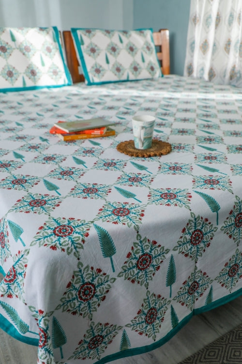 Sootisyahi 'Mughal Garden' Handblock Printed Cotton Bedsheet