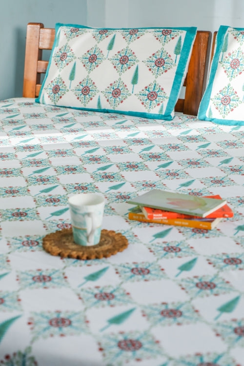 Sootisyahi 'Mughal Garden' Handblock Printed Cotton Bedsheet