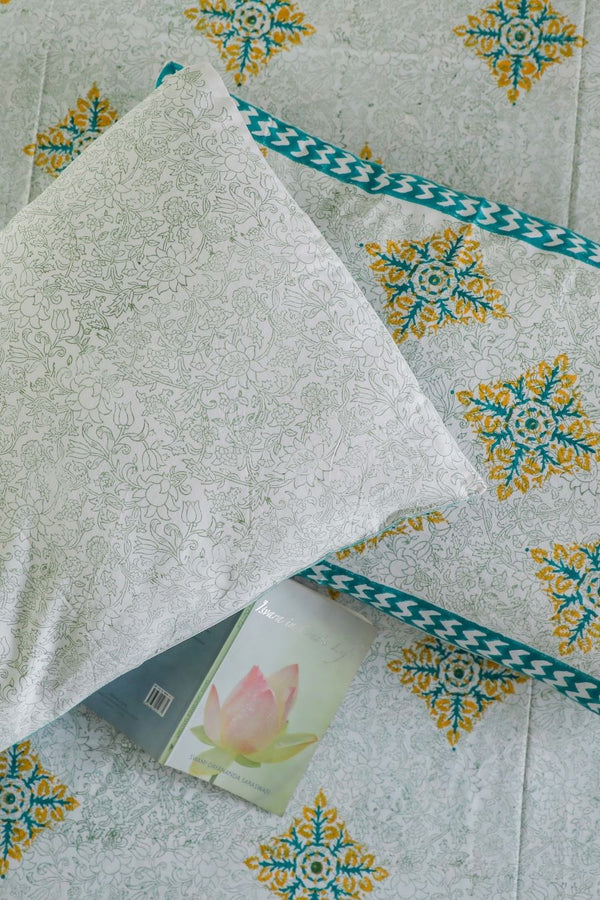 Sootisyahi 'Sweet Magnolia' Handblock Printed Cotton Bedsheet
